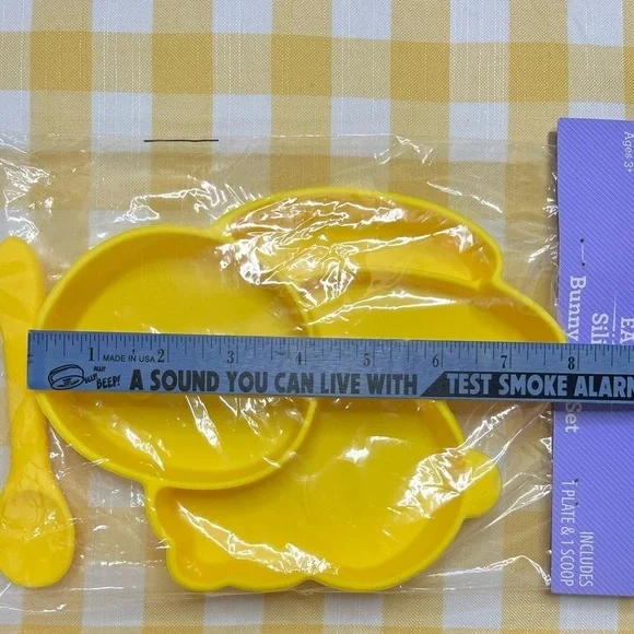 ♥️2 Silicone bunny food trays and matching spoons - Picture 7 of 9